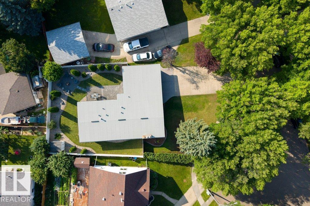 68 FLEETWOOD CR - 59
