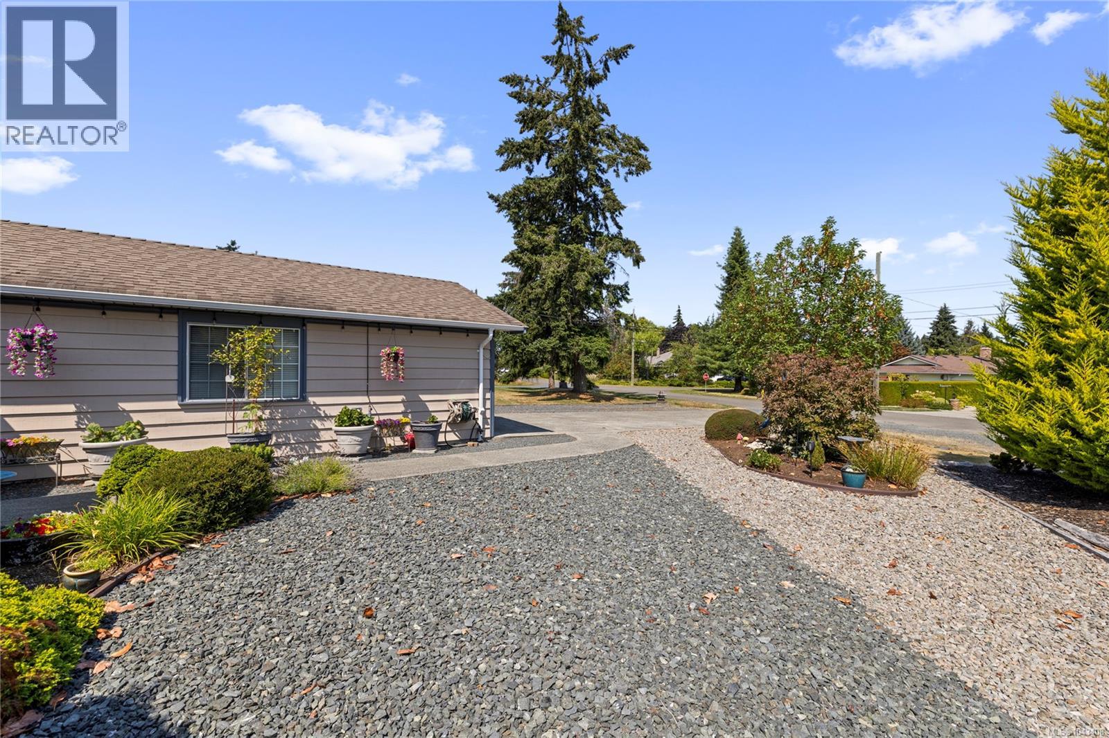 1332 Chesterton Pl - 43