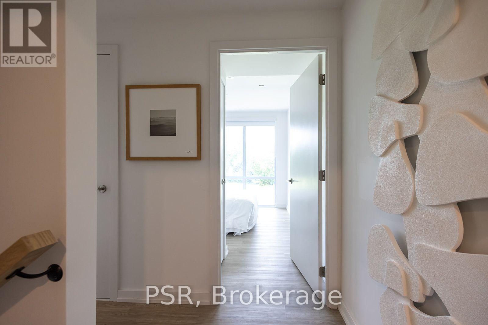 #108 100 CARRICK TRAIL - 12