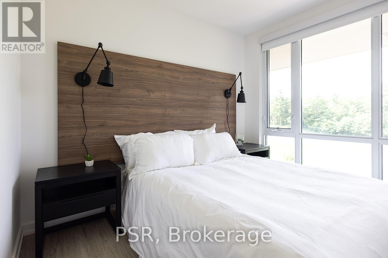 #108 100 CARRICK TRAIL - 16