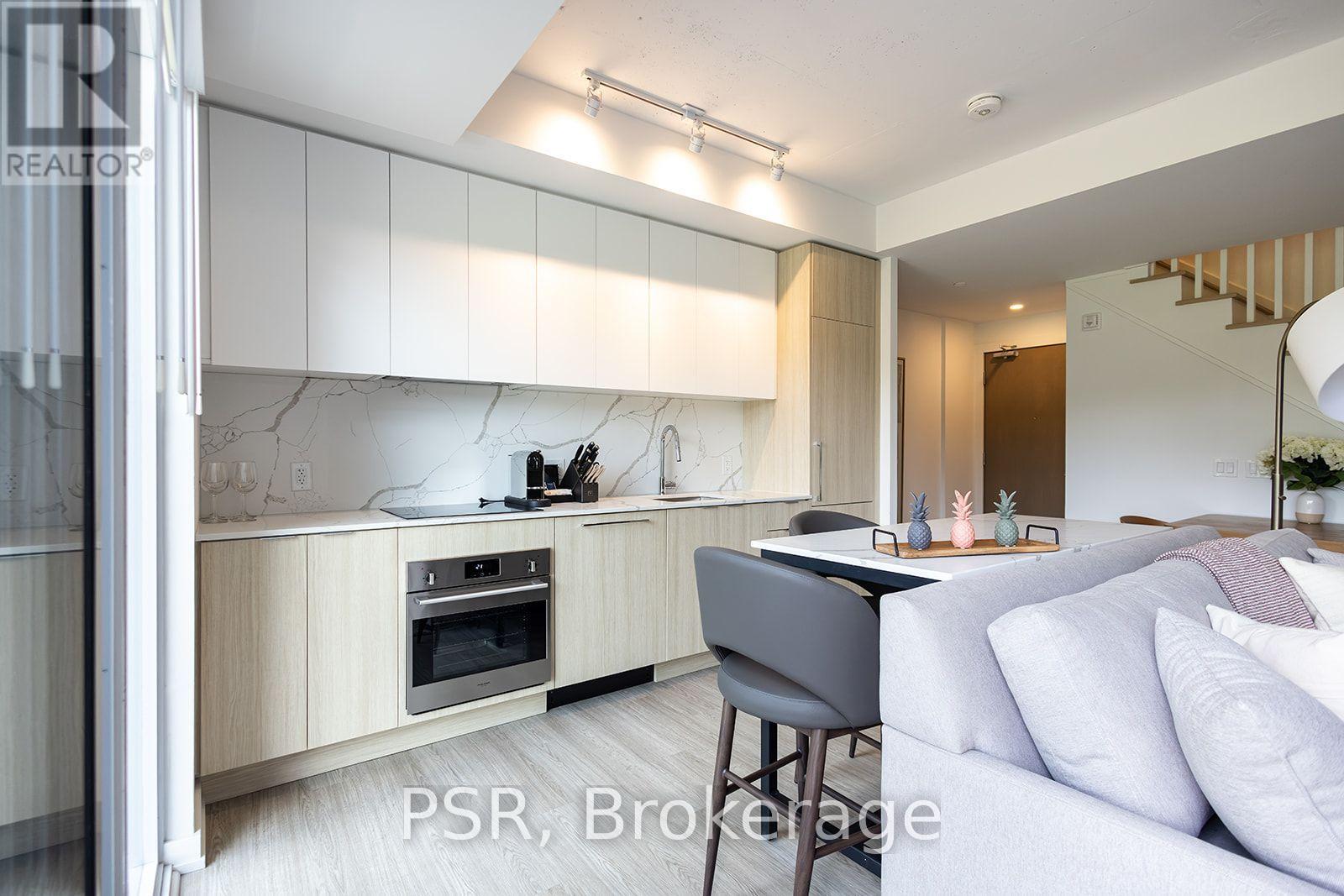 #108 100 CARRICK TRAIL - 24