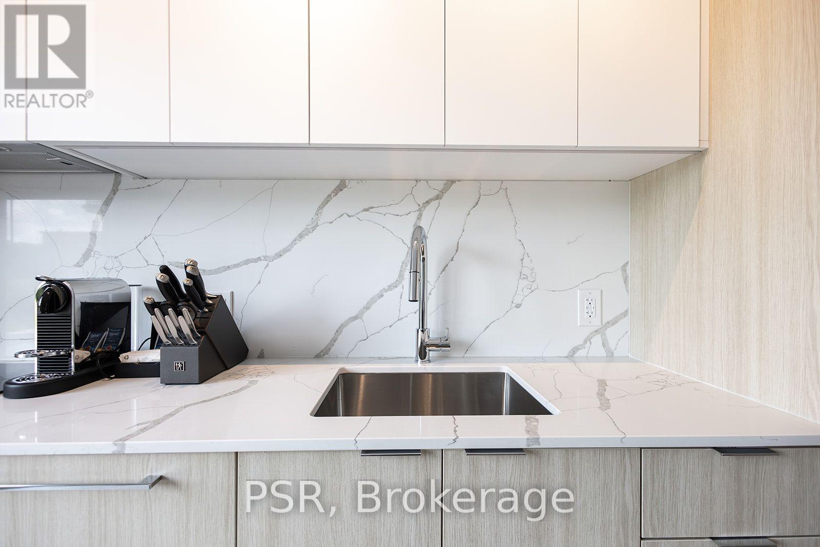 #108 100 CARRICK TRAIL - 9