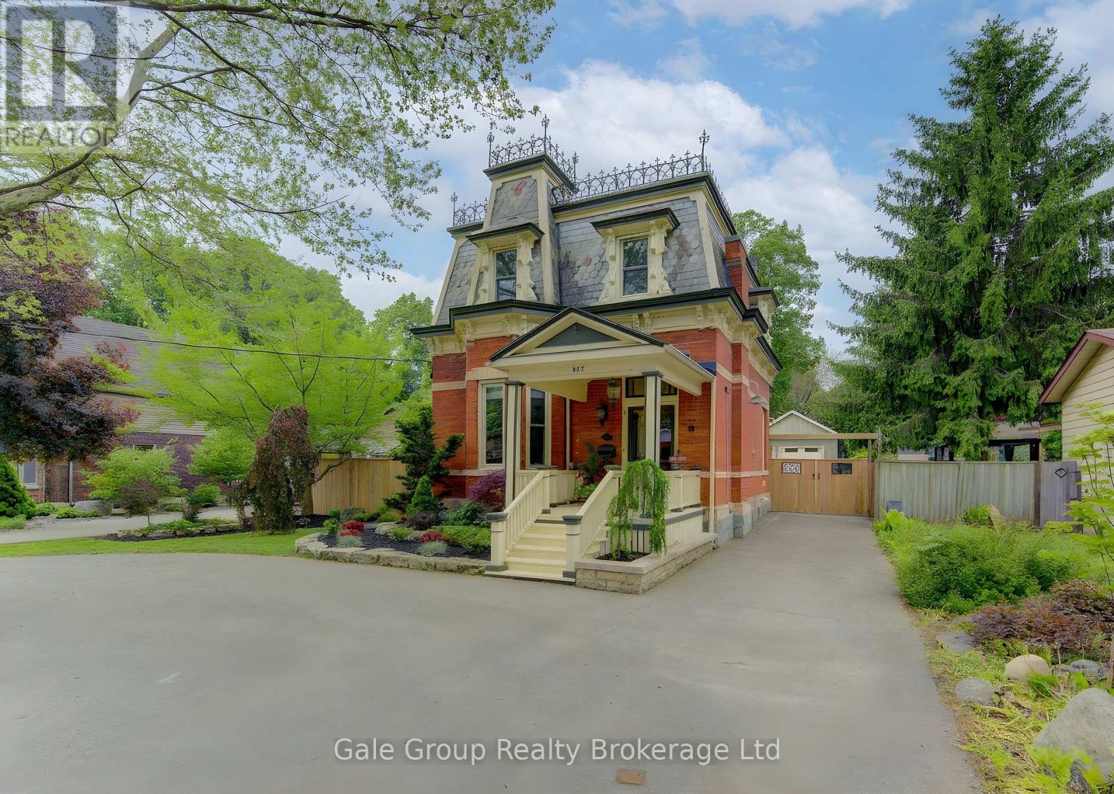257 LIGHT STREET - 3