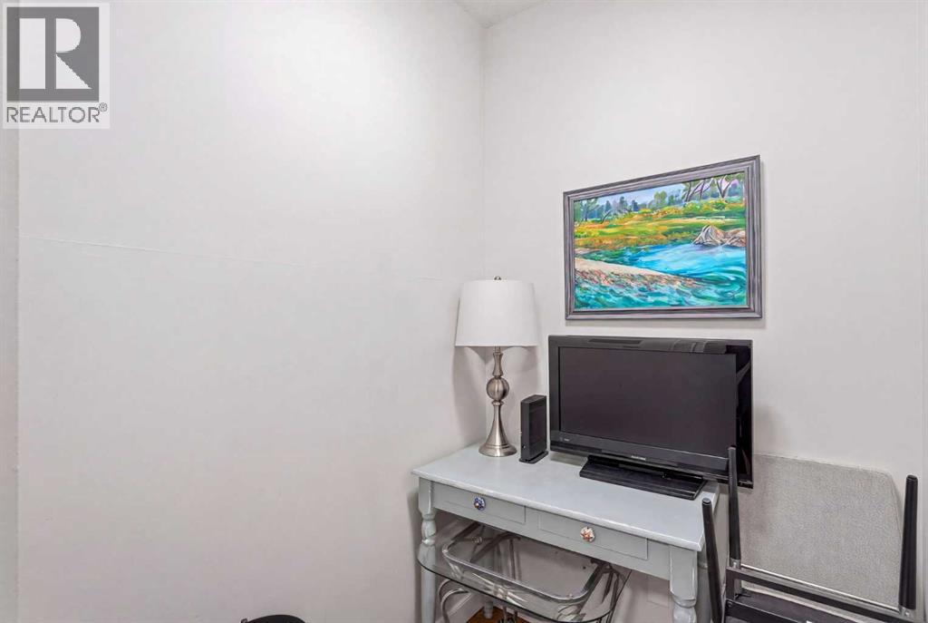 #405 2420 34 Avenue SW - 20