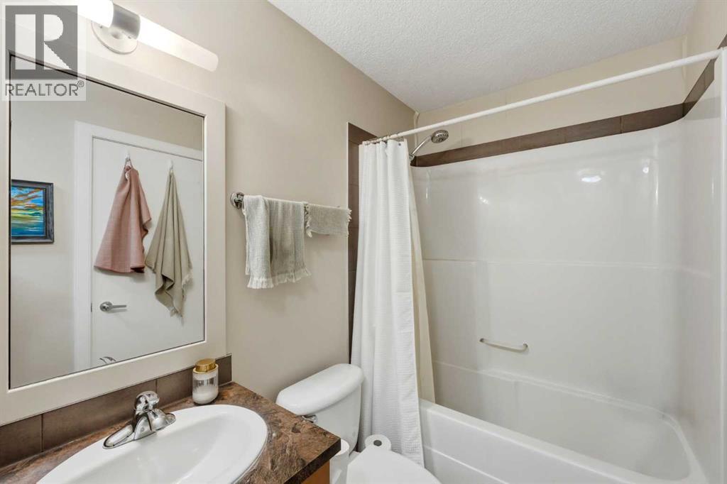 #405 2420 34 Avenue SW - 18