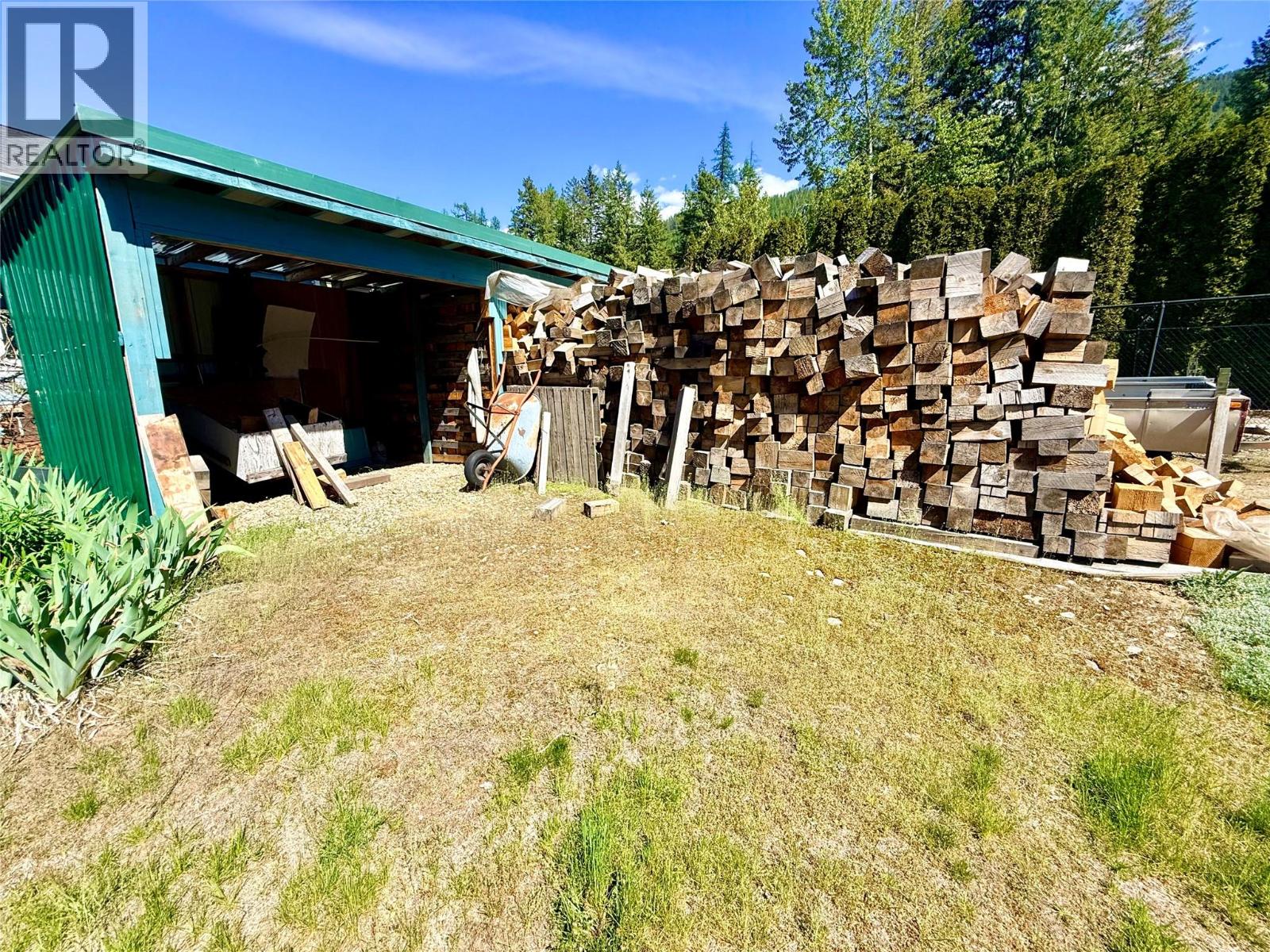 627 Swanson Place - 22