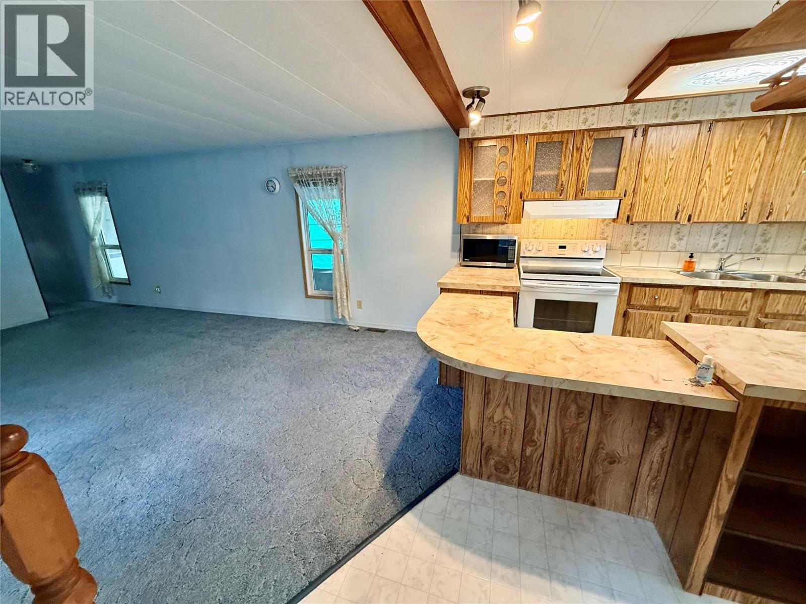 627 Swanson Place - 8