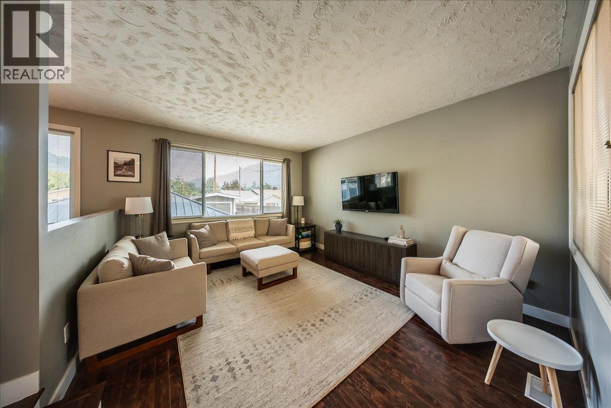 70 WALNUT Avenue - 5