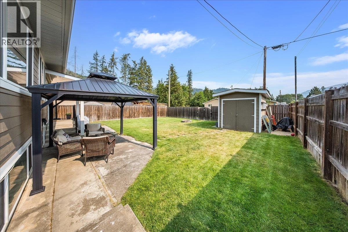 70 WALNUT Avenue - 37