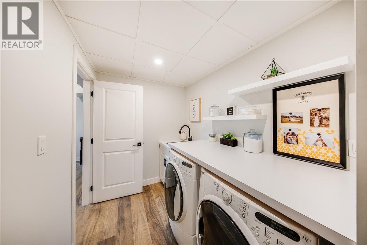 70 WALNUT Avenue - 32