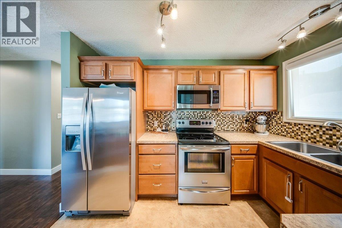 70 WALNUT Avenue - 11