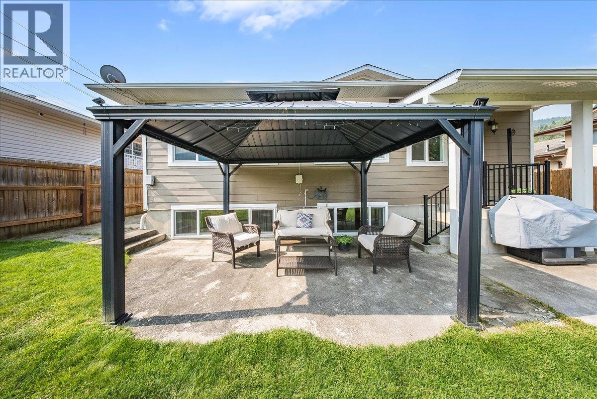 70 WALNUT Avenue - 38