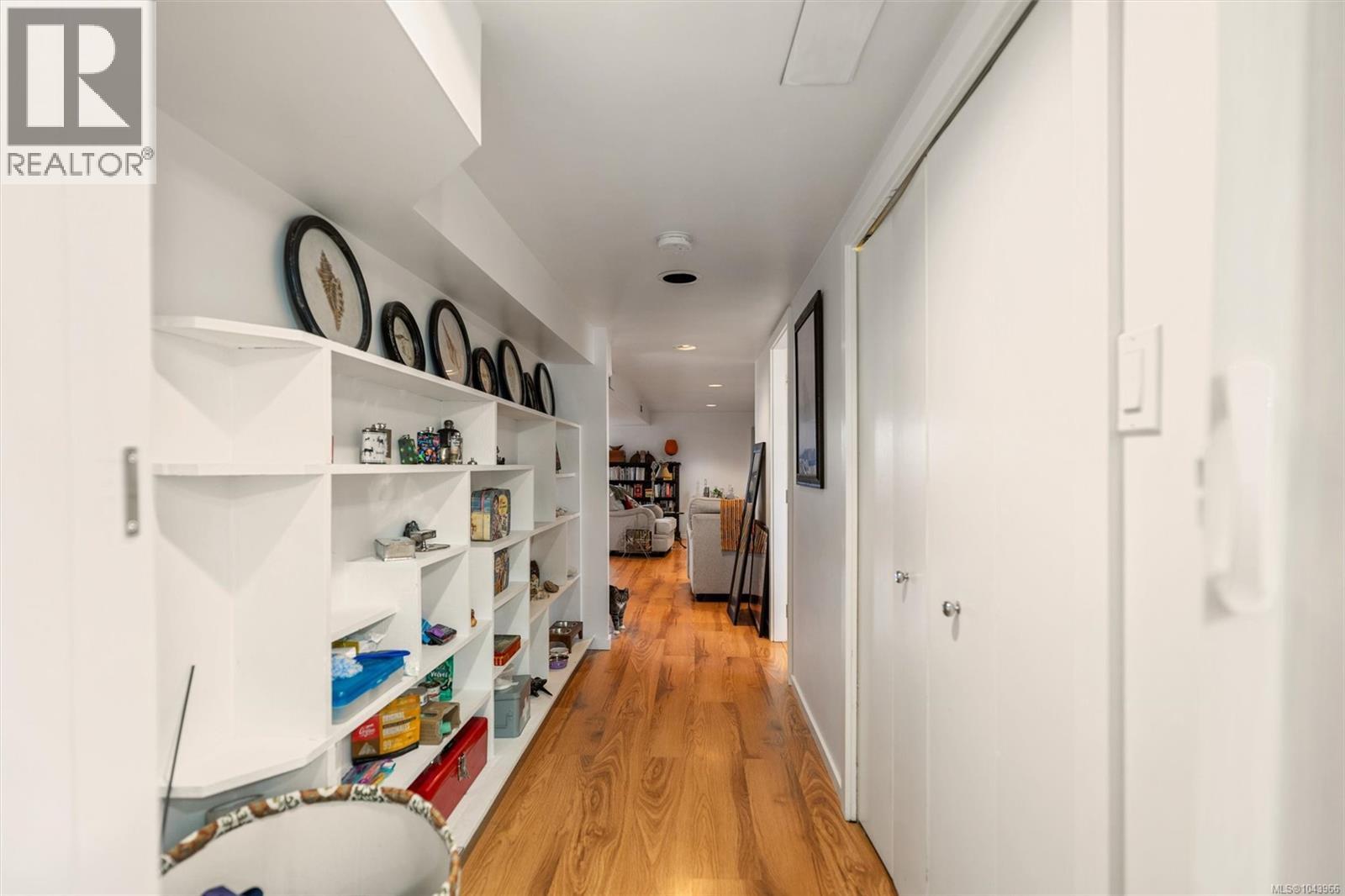 3771 Winston Cres - 31