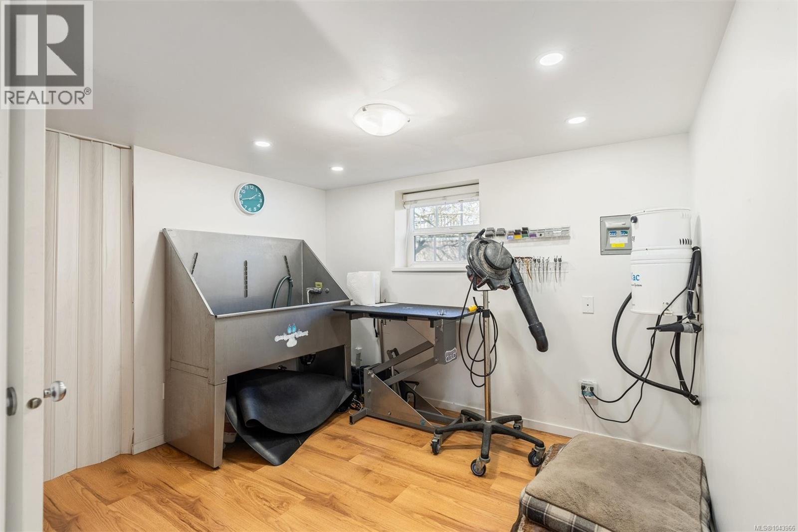 3771 Winston Cres - 33