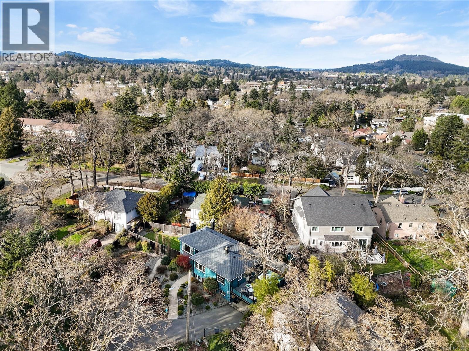 3771 Winston Cres - 43