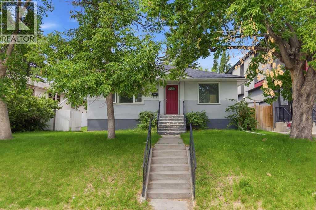 2219 35 Street SW - 1