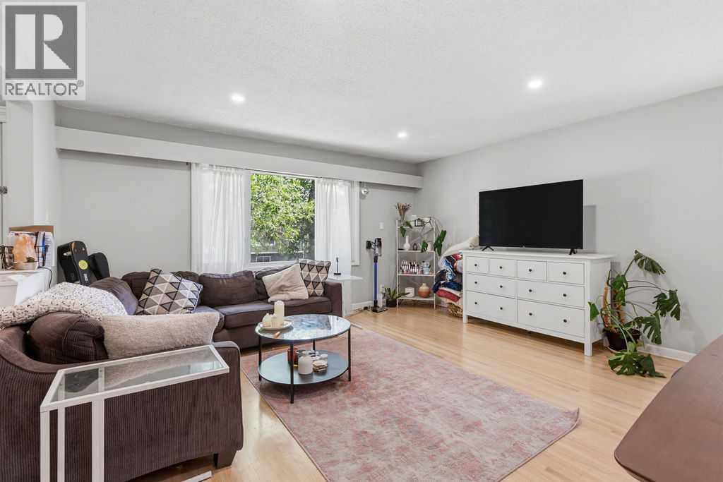 2219 35 Street SW - 3