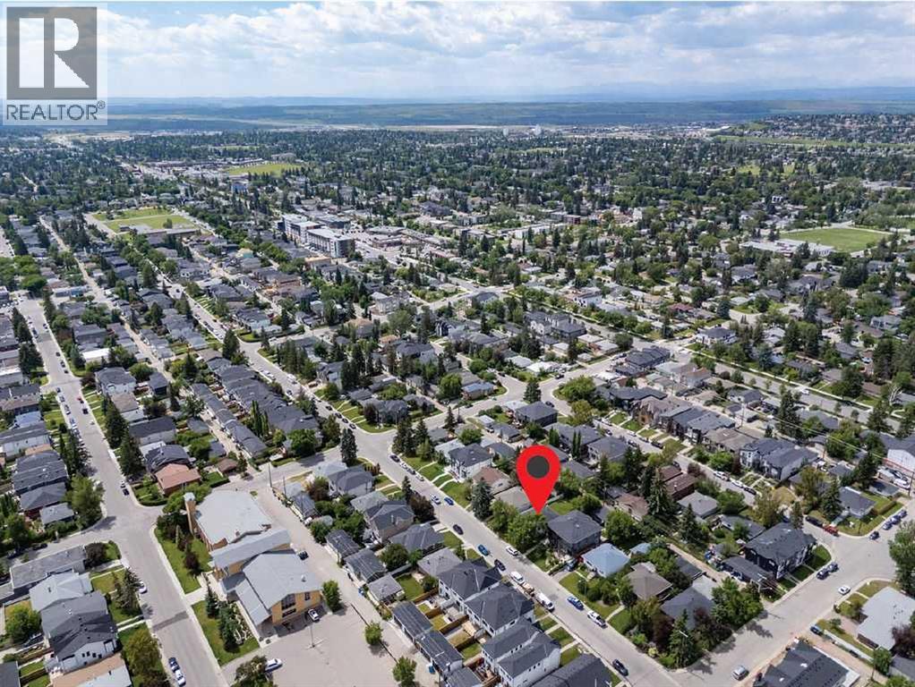 2219 35 Street SW - 37