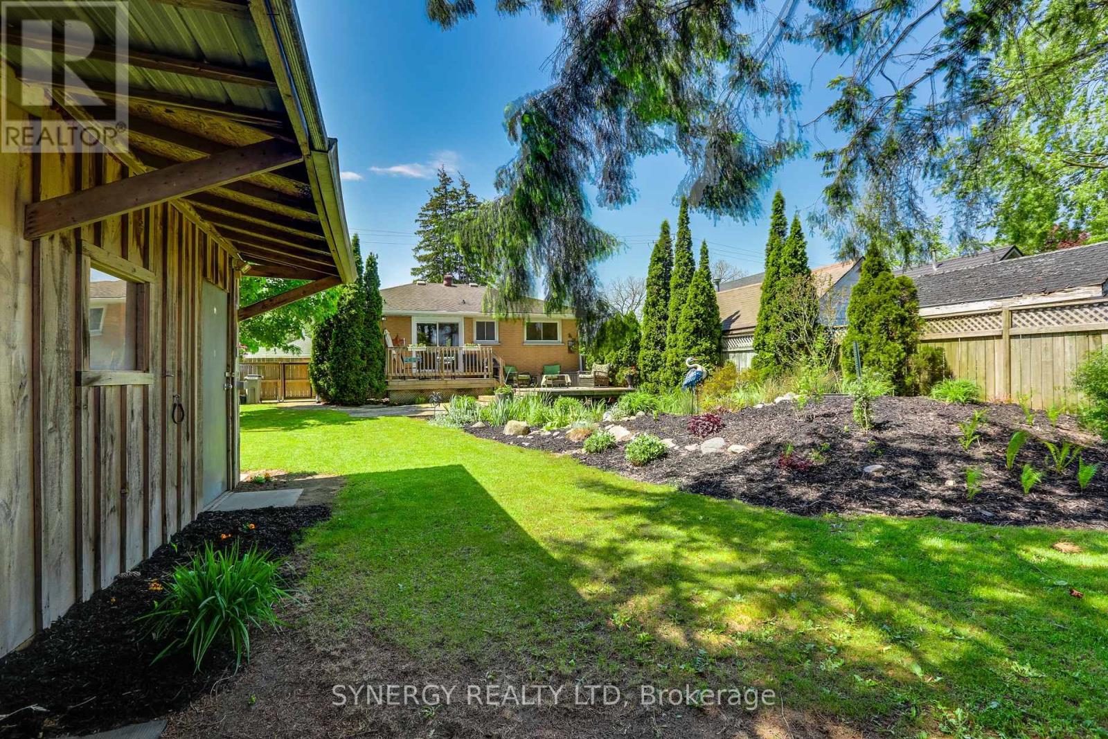 35 QUEEN STREET - 36
