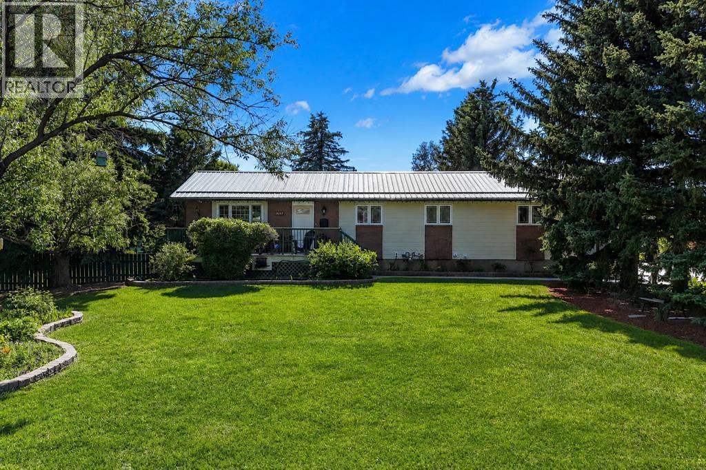555 10 Street - 1