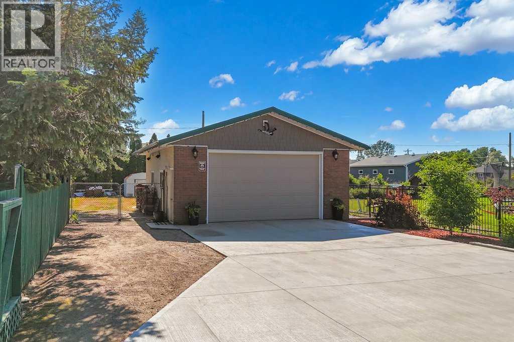 555 10 Street - 6