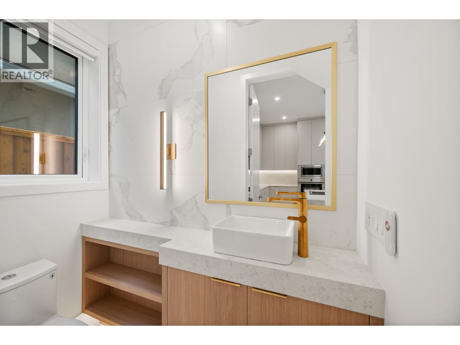 4 Bed, 5 Bath House for Sale in Vancouver – 2 3428 MONS DRIVE, Vancouver – MLS# R3148493 - Image 18