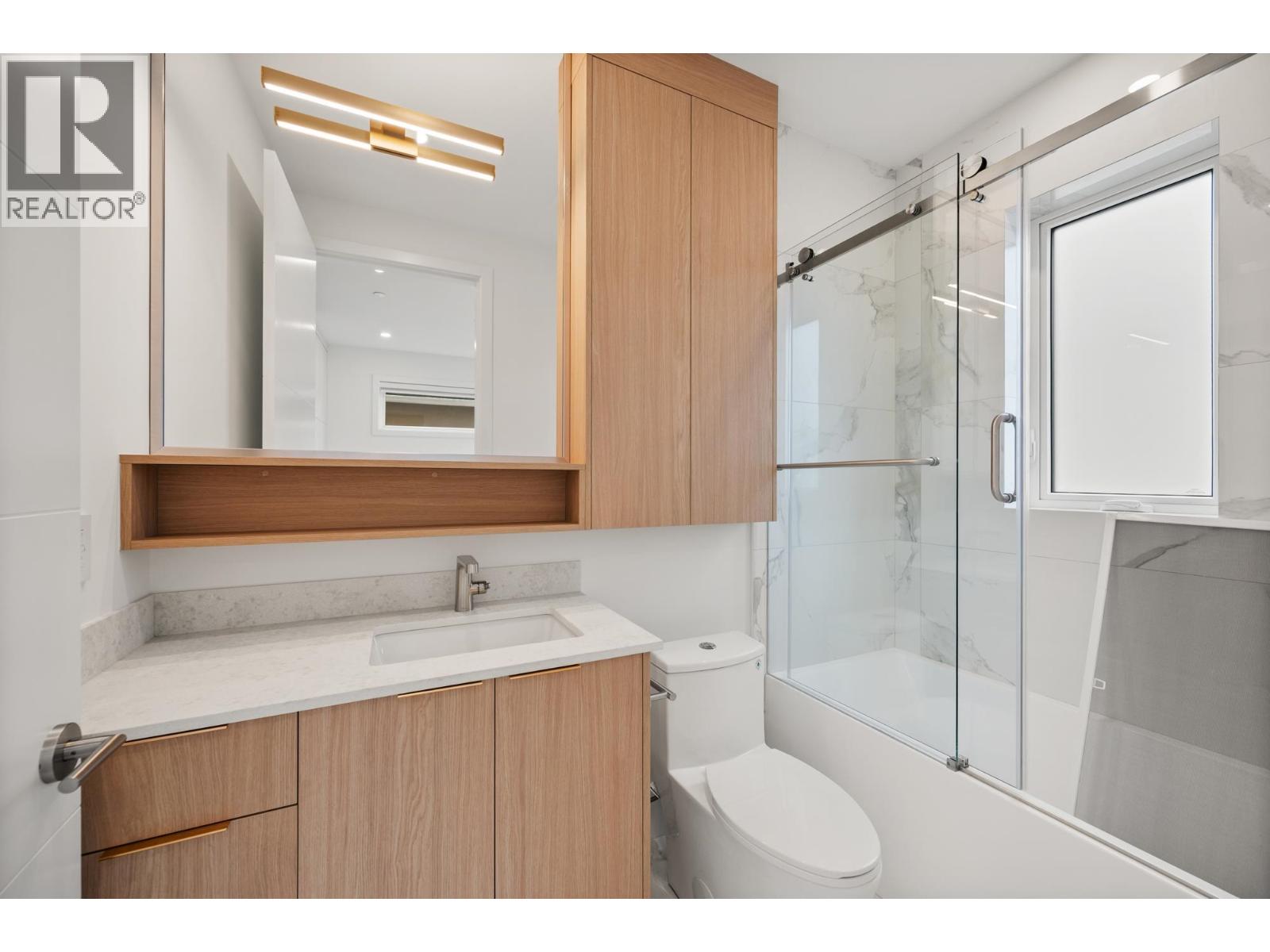 4 Bed, 5 Bath House for Sale in Vancouver – 2 3428 MONS DRIVE, Vancouver – MLS# R3148493 - Image 20