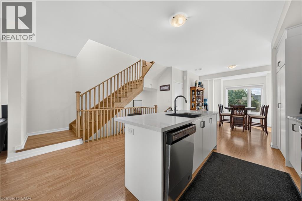 49 LAMBERT Lane - 13