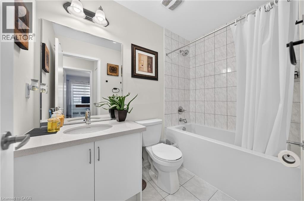 49 LAMBERT Lane - 30