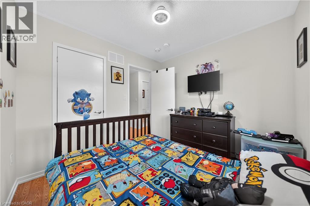 49 LAMBERT Lane - 28