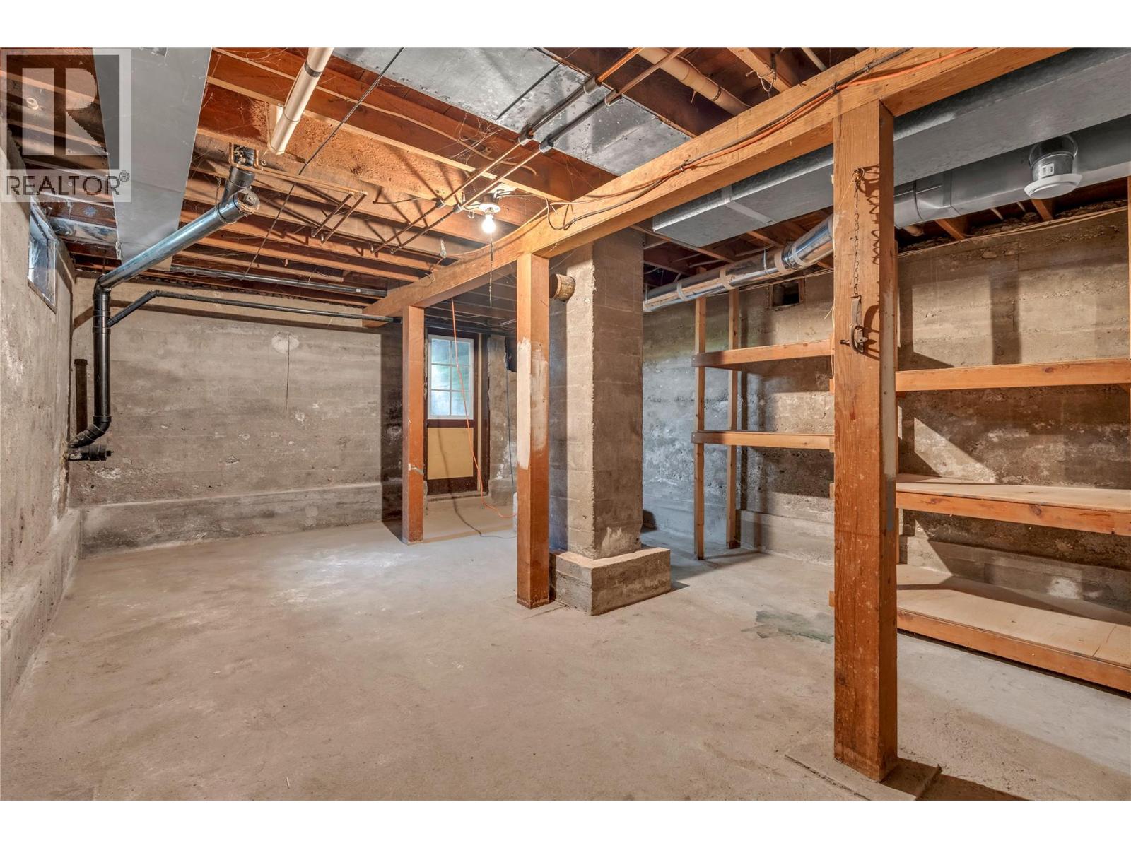  640 Upper Bench Road North, Penticton