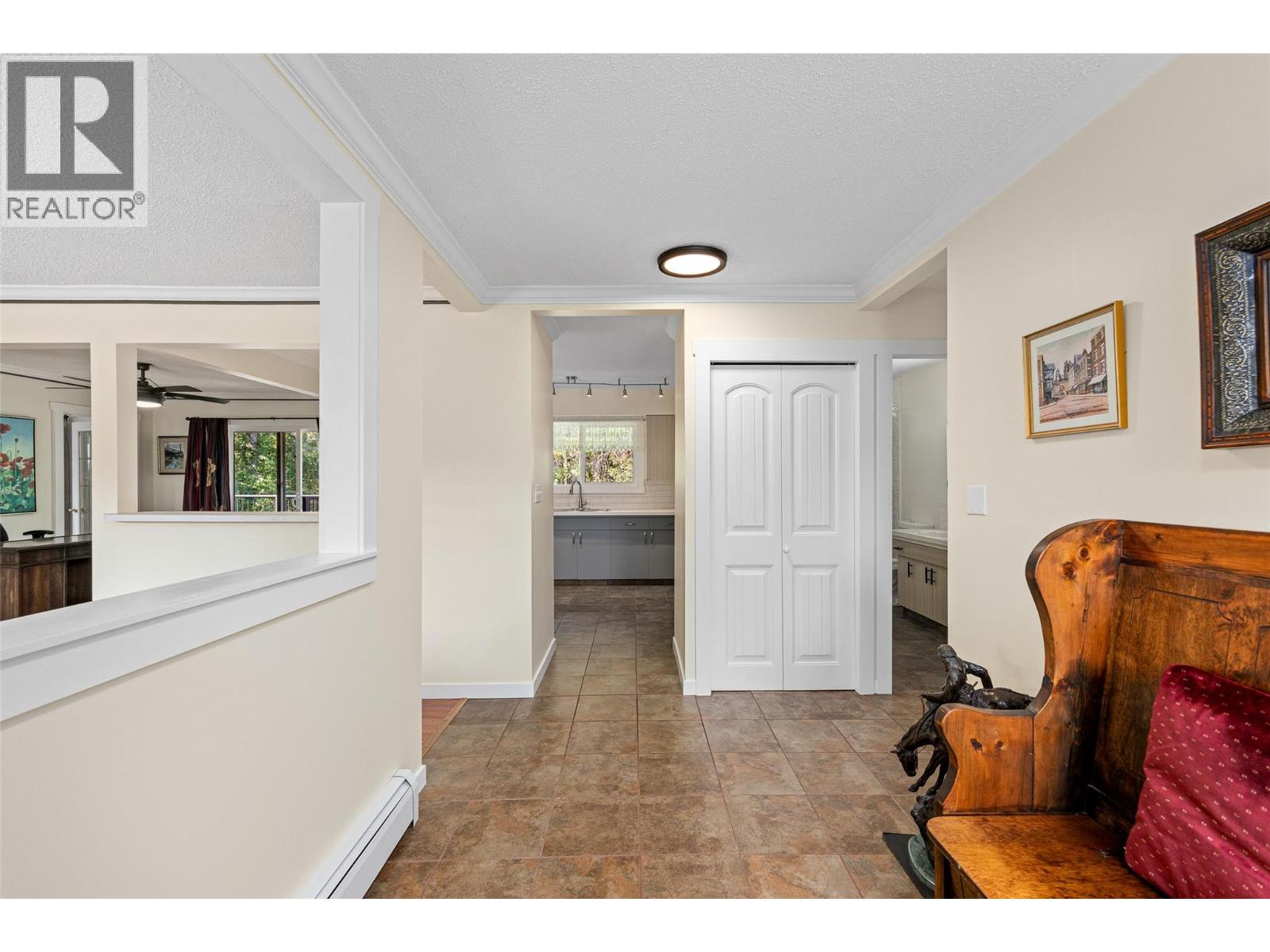 10330 Meadow Road - 9