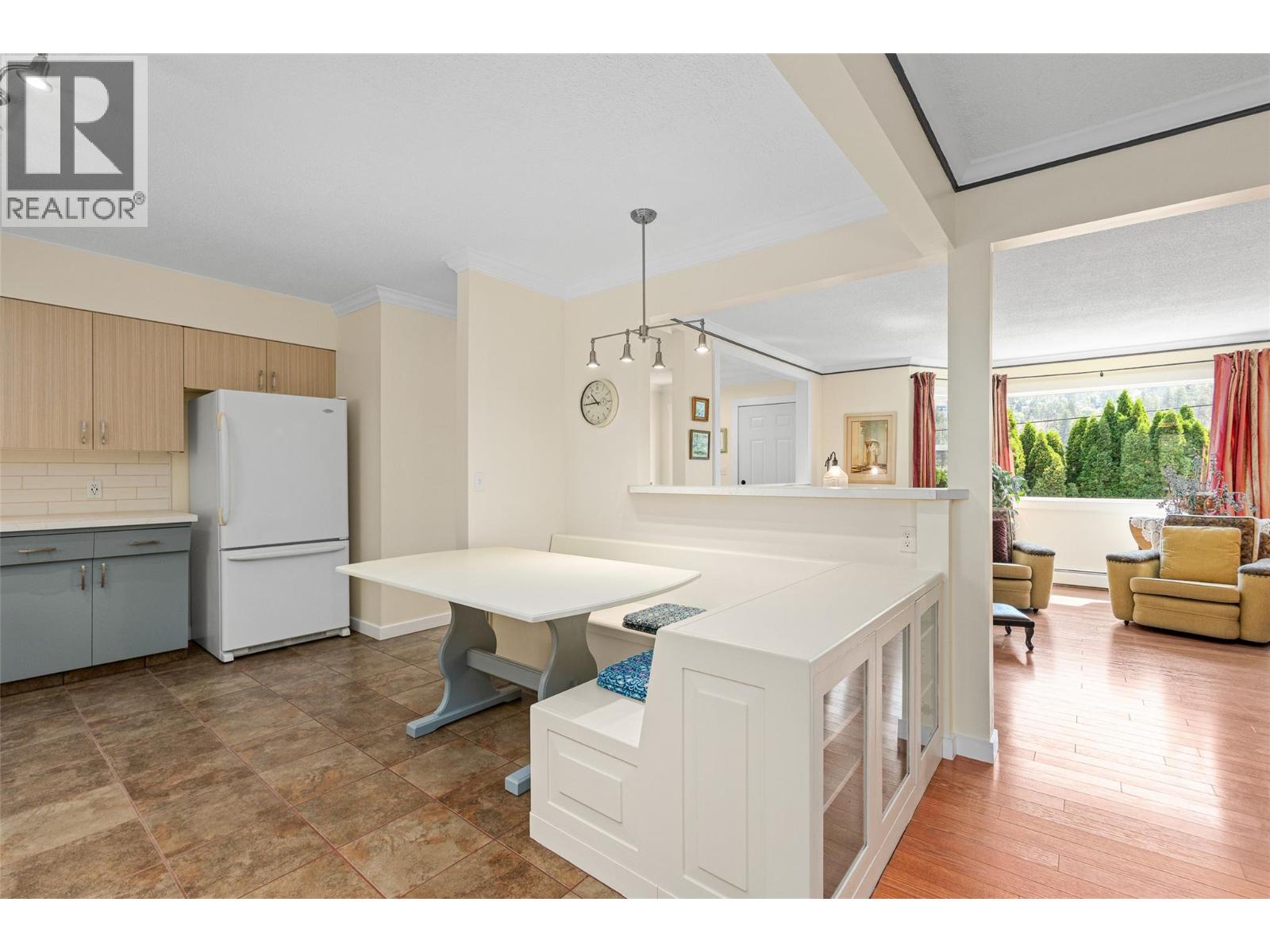 10330 Meadow Road - 20