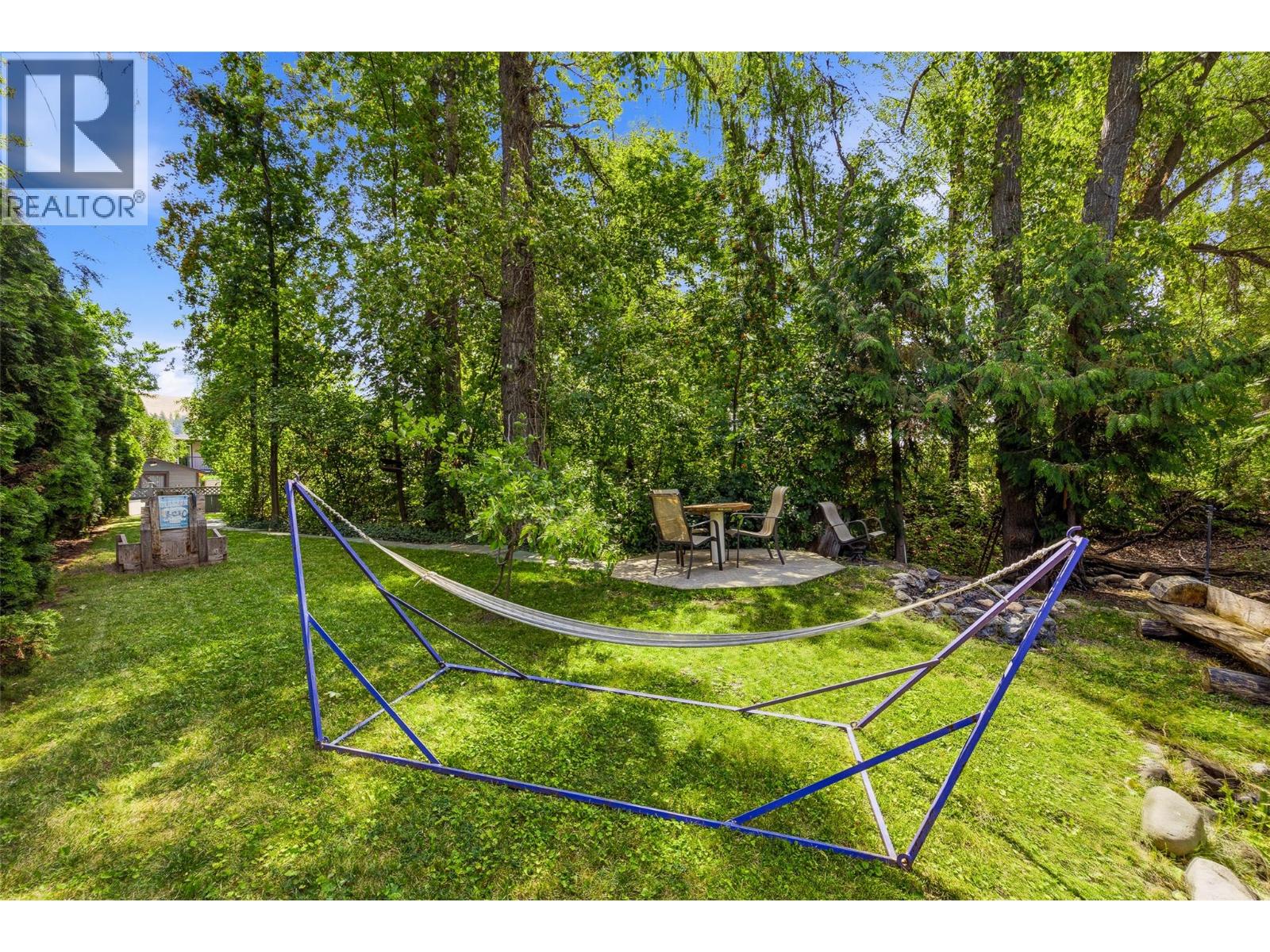 10330 Meadow Road - 66