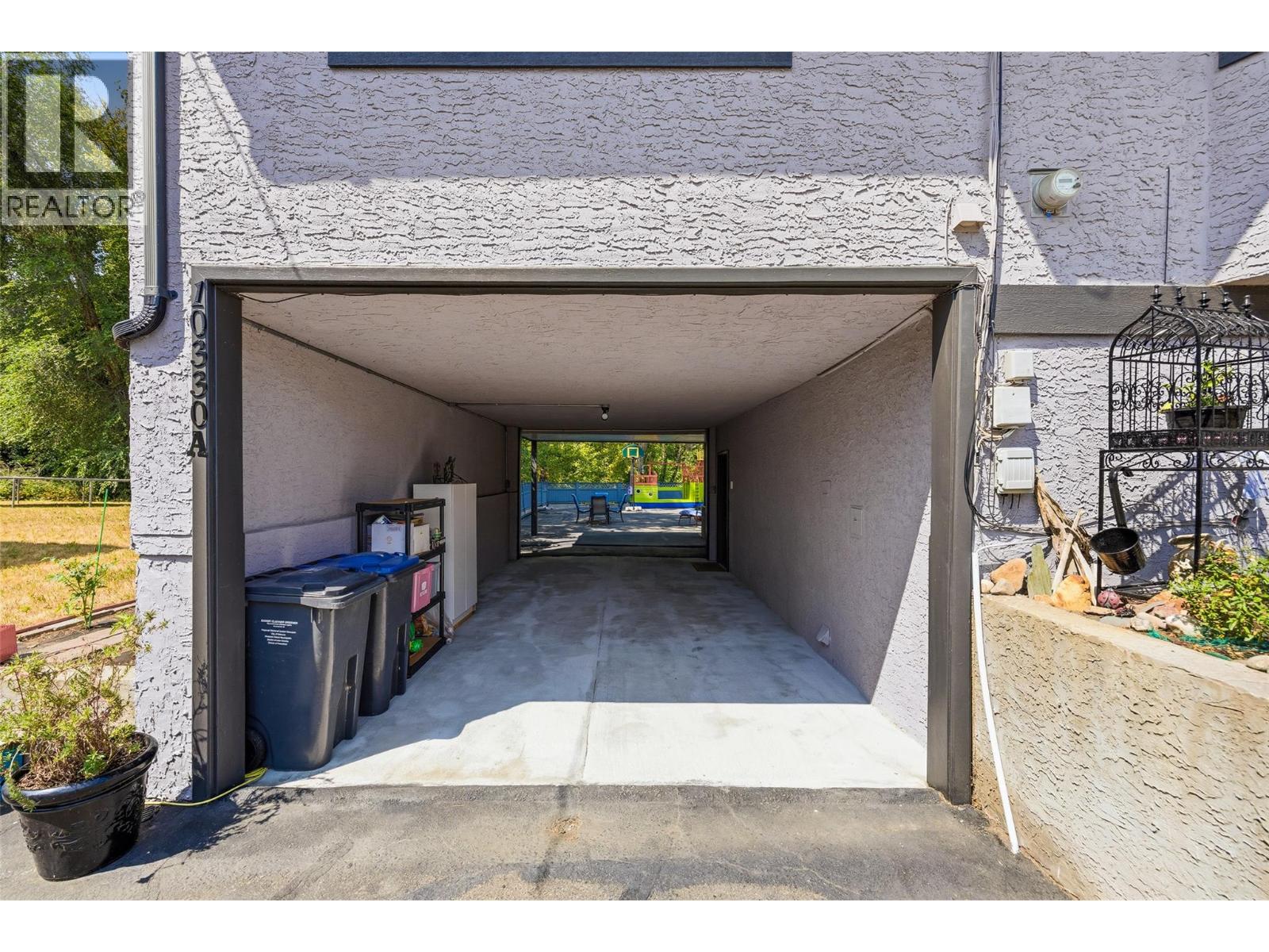 10330 Meadow Road - 72
