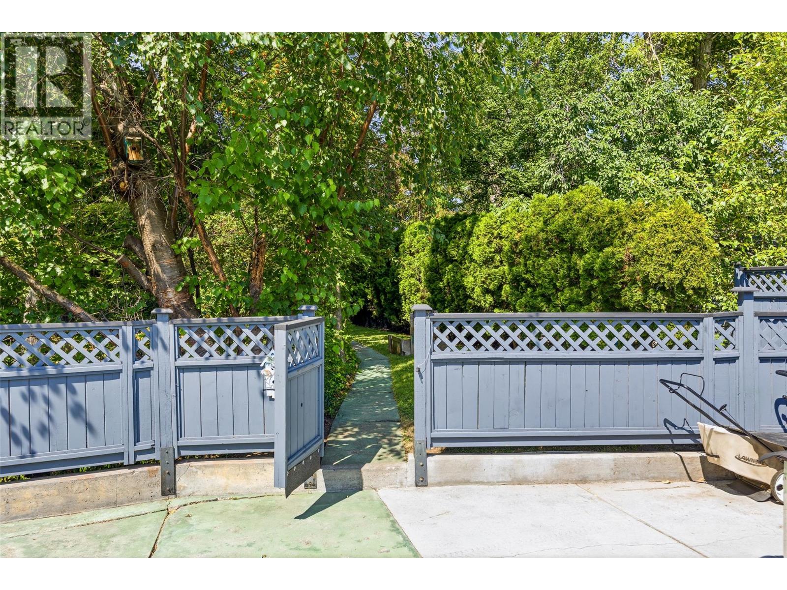 10330 Meadow Road - 62