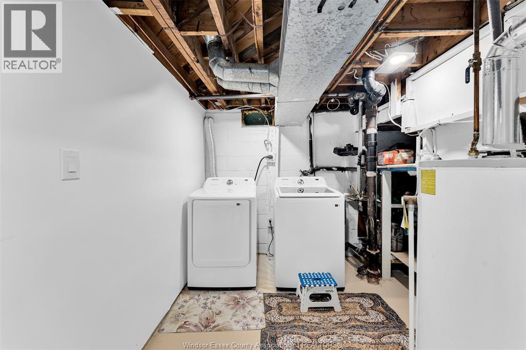 3660 ROXBOROUGH - 25