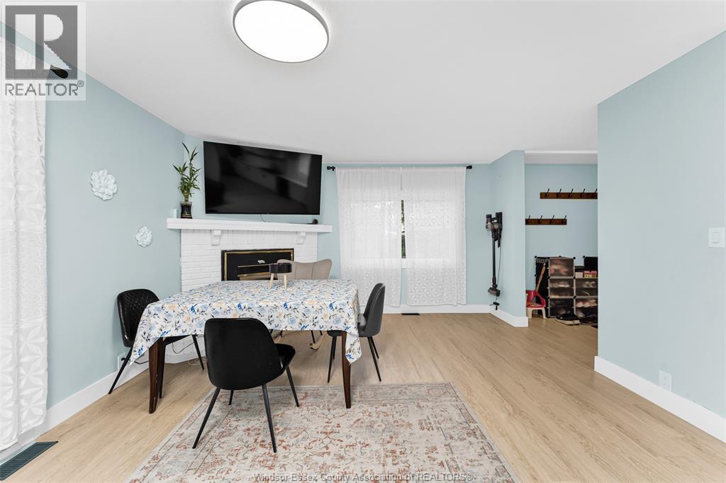 3660 ROXBOROUGH - 9