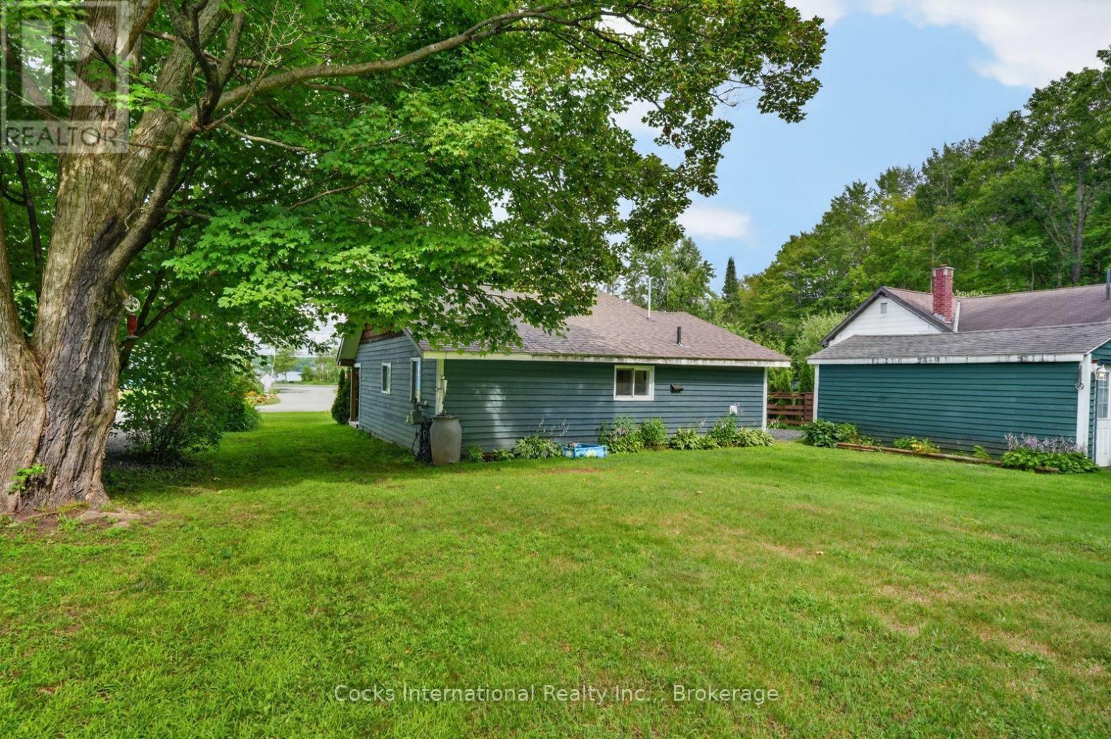 185 MCPHERSON STREET - Image 24