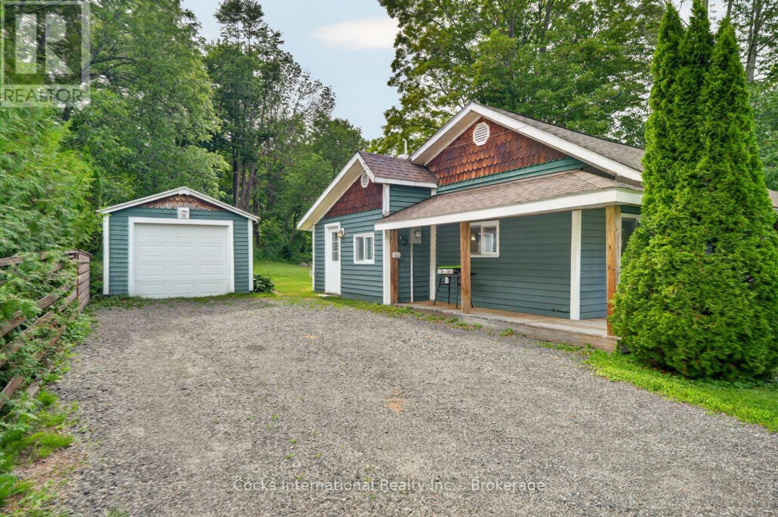 185 MCPHERSON STREET - Image 28