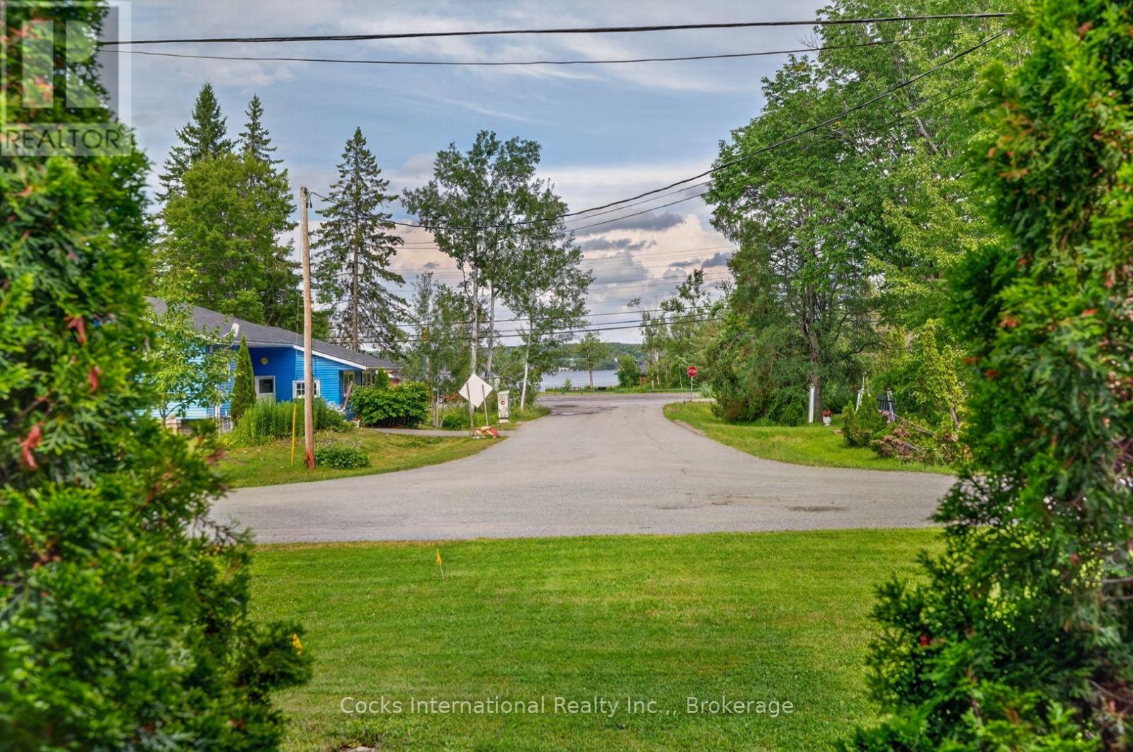 185 MCPHERSON STREET - Image 31