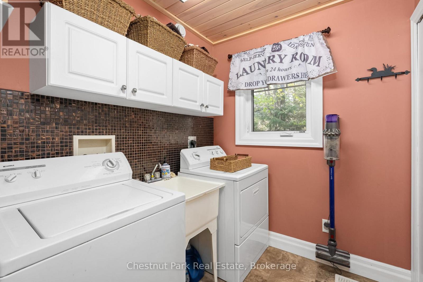 132 PINEDALE ROAD - 36