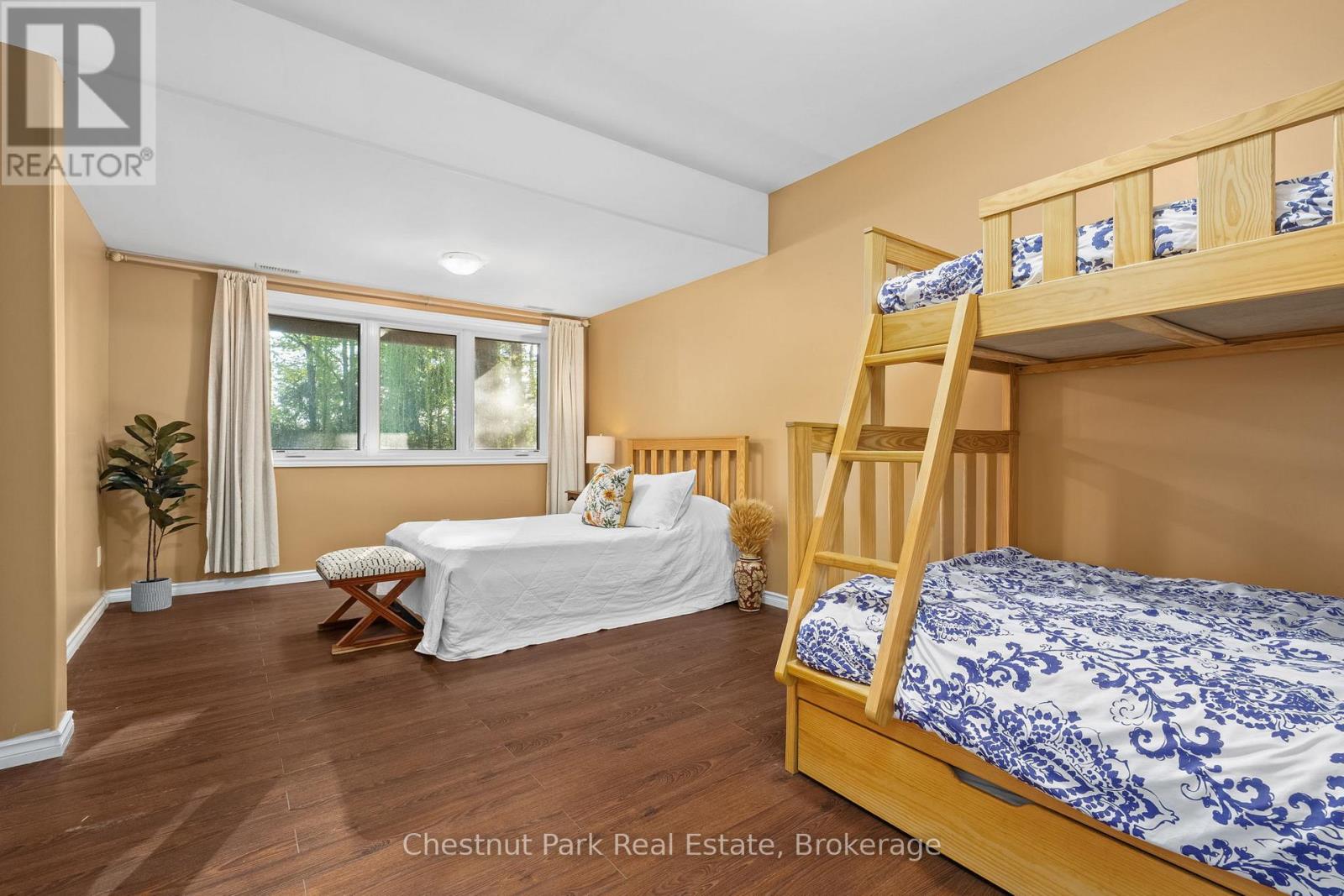 132 PINEDALE ROAD - 42