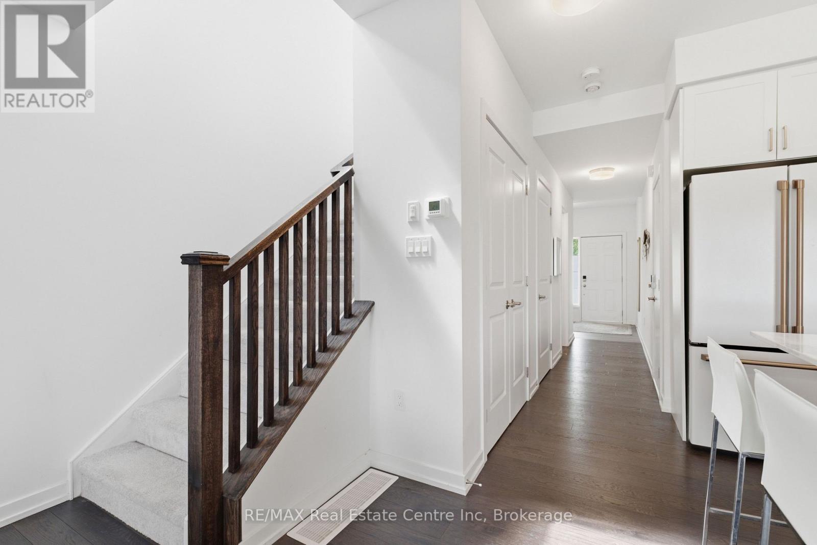 50 FERRIS CIRCLE - Image 11