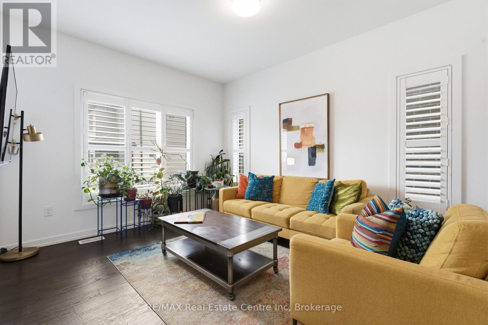 50 FERRIS CIRCLE - Image 8