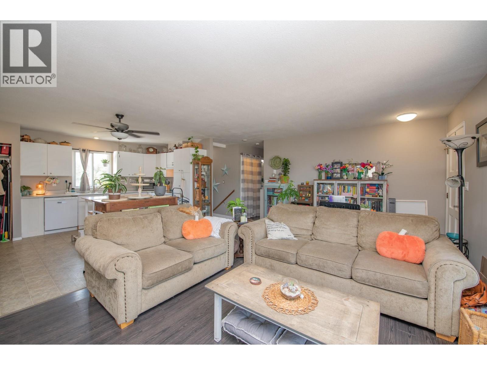 3313 Belaire Drive - 8