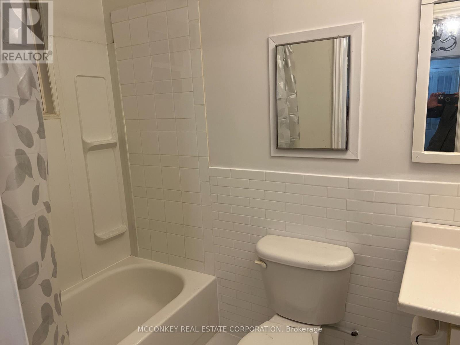 24 KING STREET W - 14