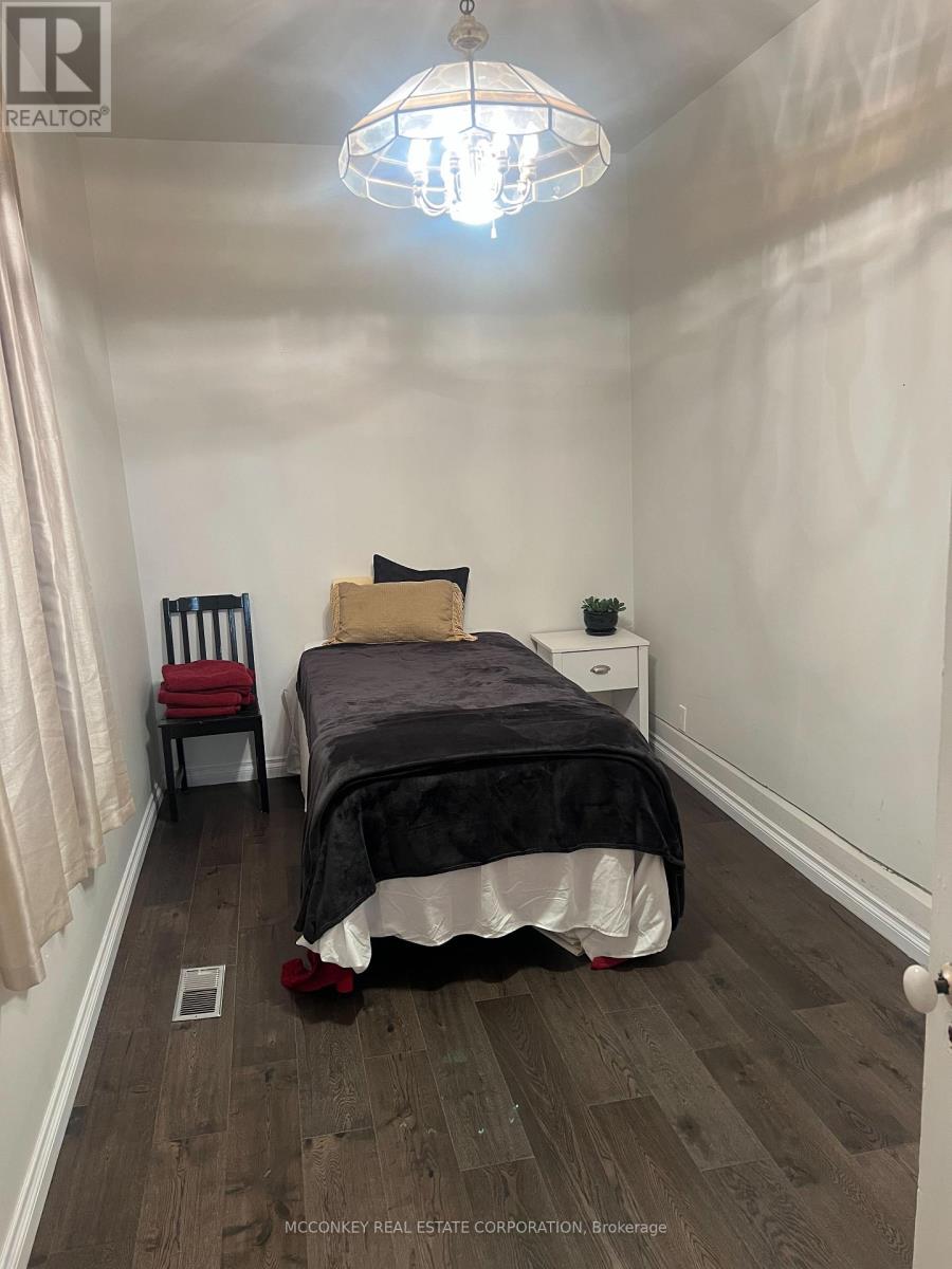 24 KING STREET W - 15