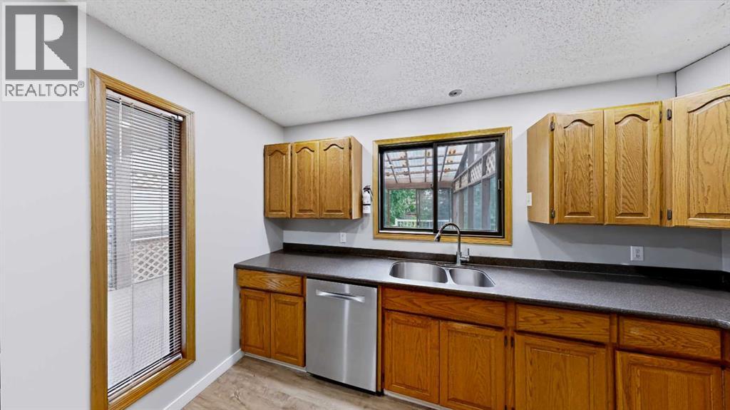 245 Bacon Place - 9