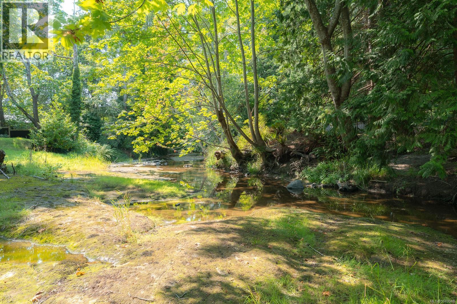 1319 Lee Rd - 28